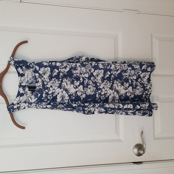 Fortune + Ivy halter tank - Picture 2 of 10